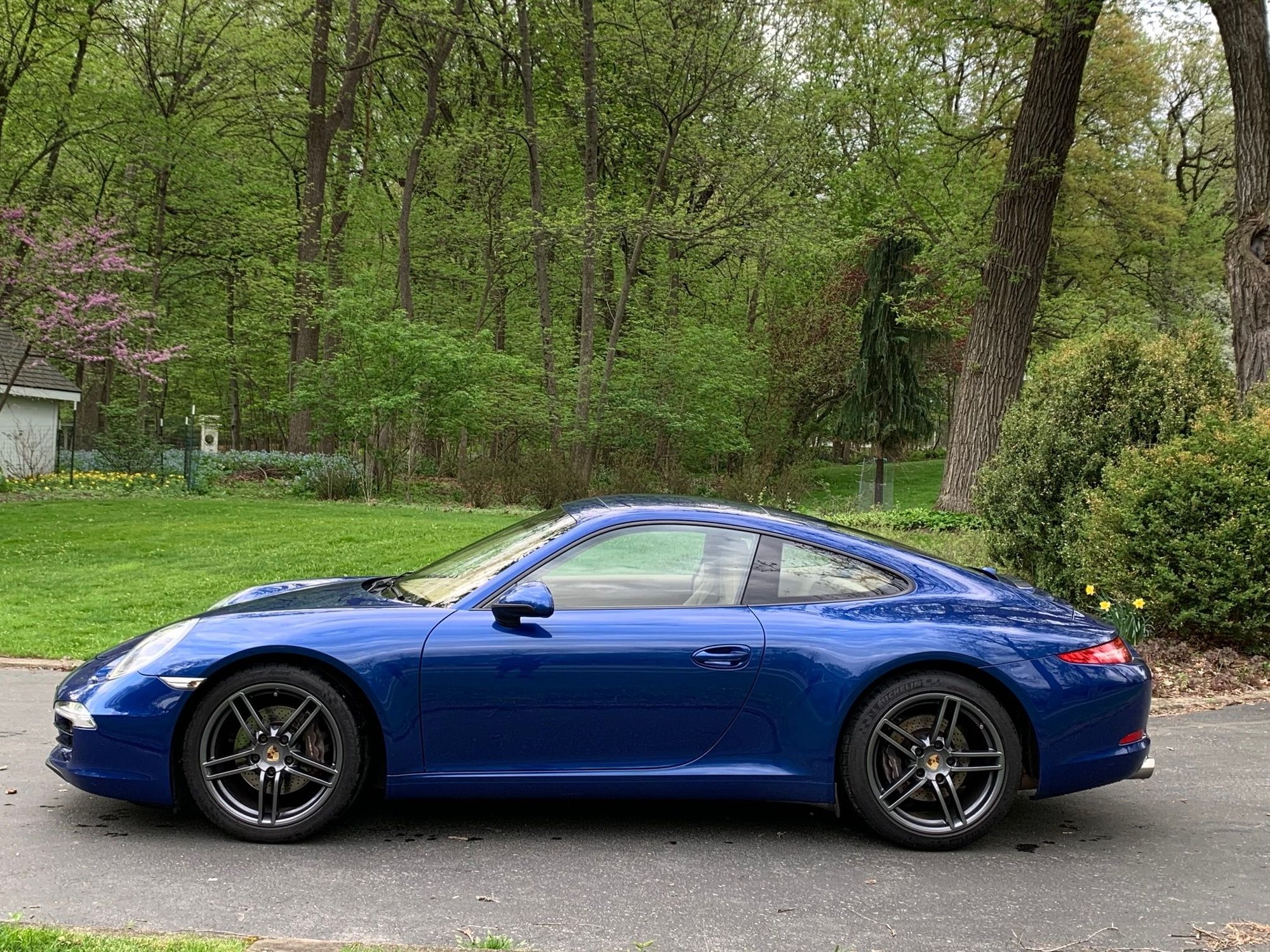 2013 Porsche 911 - 2013 C2 7MT - Used - VIN WP0AA2A98DS107818 - 46,100 Miles - 6 cyl - 2WD - Manual - Coupe - Blue - Elkhorn, WI 53147, United States