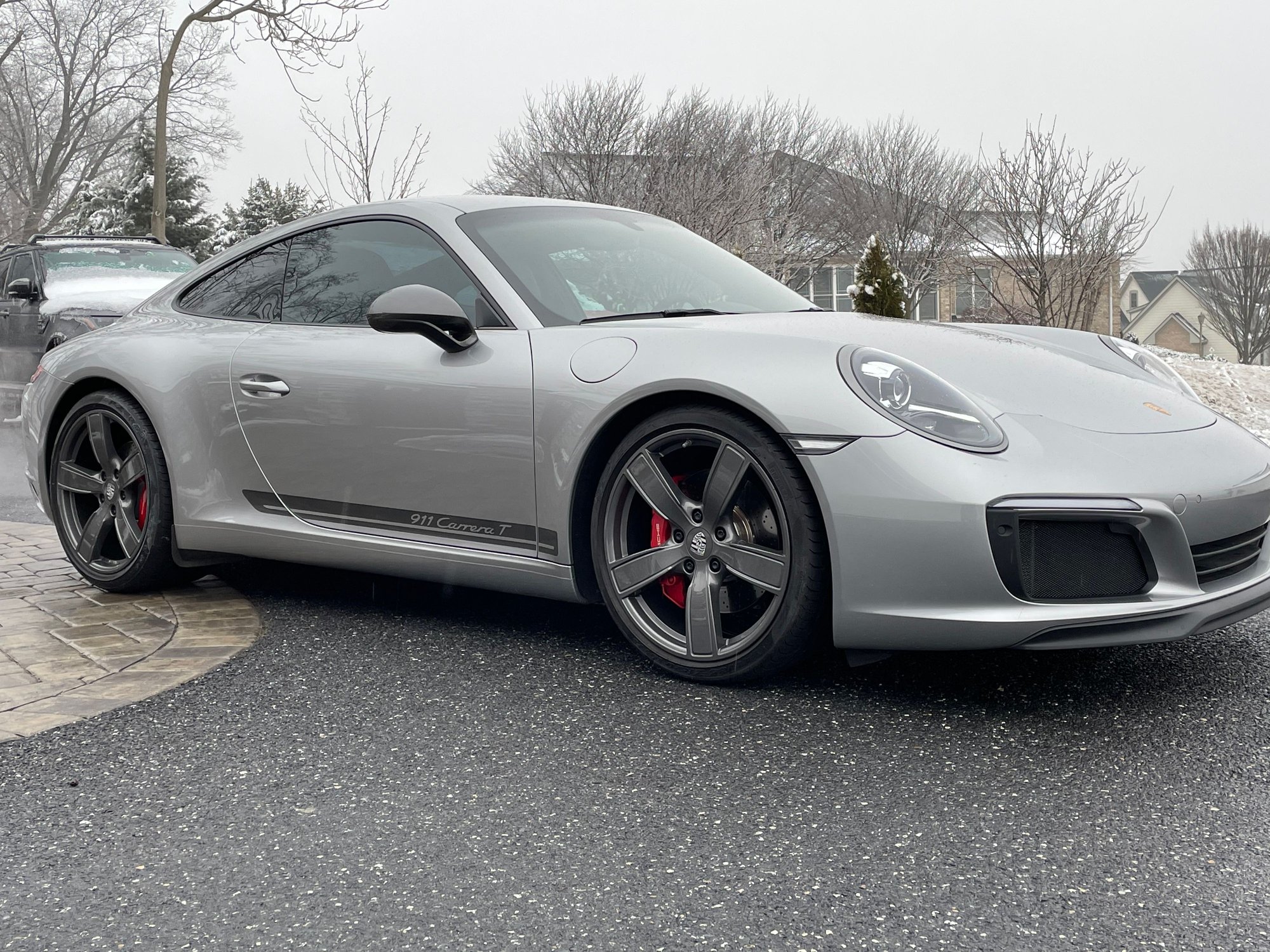 2018 Porsche 911 - 2018 911 Carrera T for sale - Used - VIN WP0AA2A9XJS106360 - 5,900 Miles - 6 cyl - 2WD - Manual - Coupe - Silver - Harrisonburg, VA 22801, United States