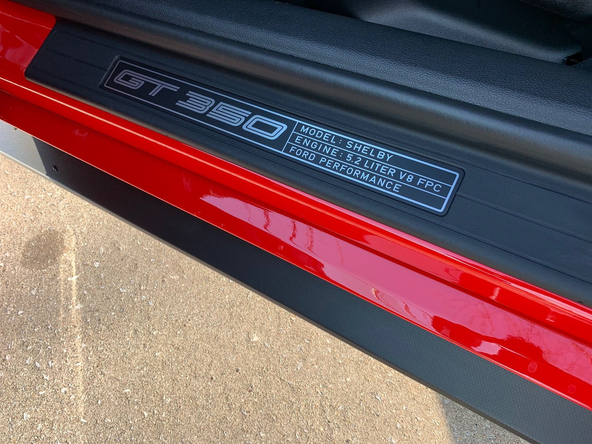 2016 Ford Mustang - Race Red GT350 with Painted Black Roof, 1500 miles, PPF, Like New in Chicago - Used - VIN 1FATP8JZ6G552514 - 1,680 Miles - Palos Heights, IL 60463, United States