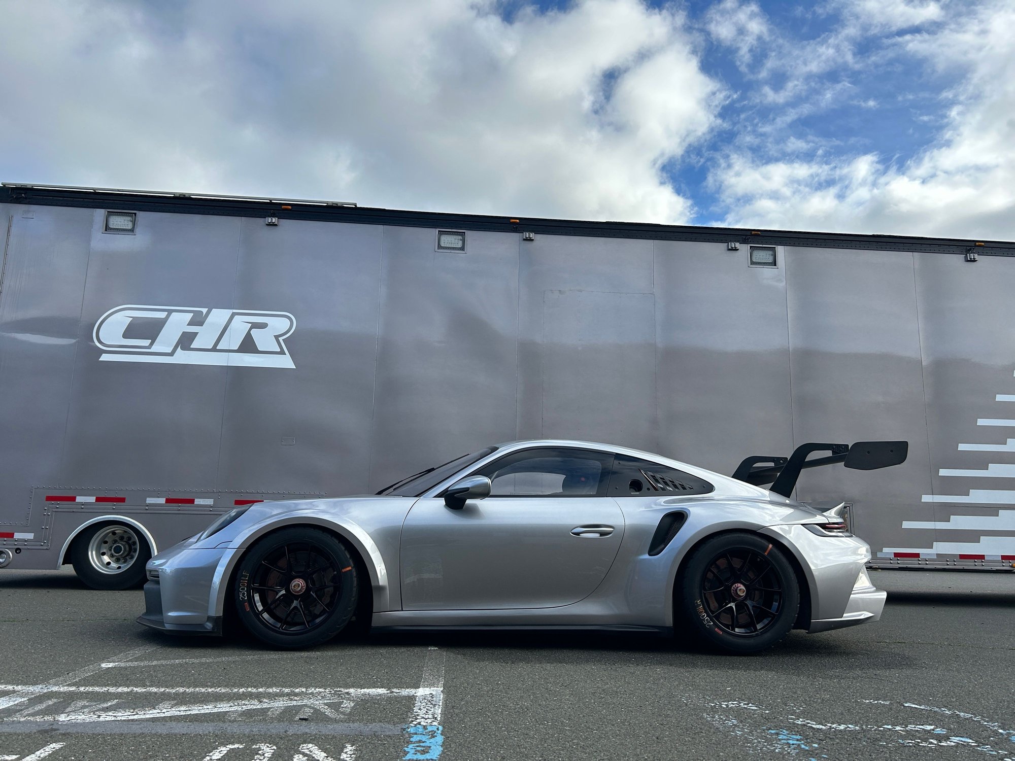 2022 Porsche 911 - 2021 Porsche 992 GT3 Cup - Used - VIN WP0ZZZ99ZMS298202 - 6 cyl - 2WD - Manual - Coupe - Silver - Sonoma, CA 95476, United States