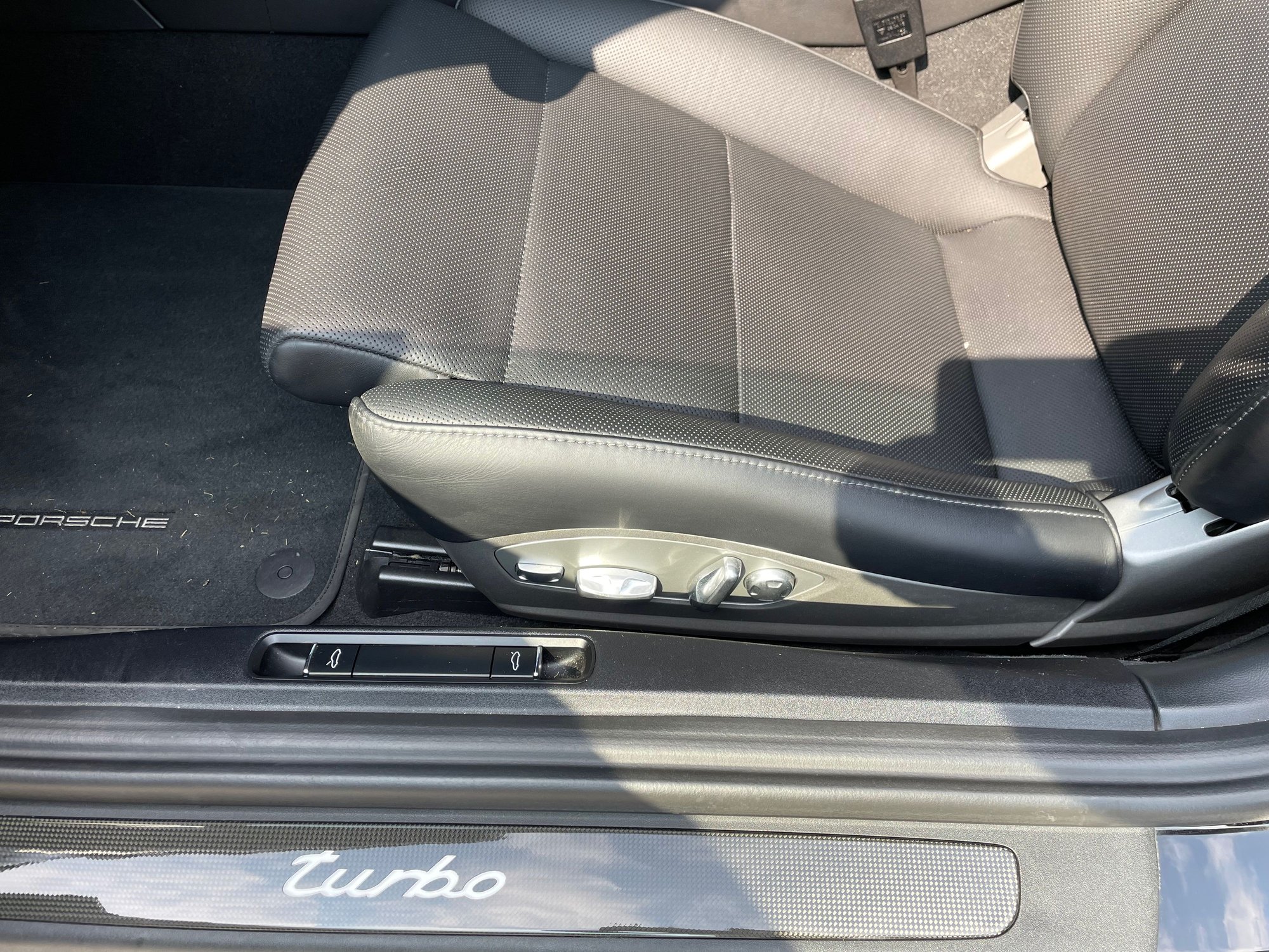 2015 Porsche 911 - 2015 Porsche 911 Turbo - Original owner, 17,809 mi, warranty until Nov 2023. Mint! - Used - VIN WP0AD2A98FS167110 - 6 cyl - AWD - Automatic - Coupe - Black - Exton, PA 19341, United States