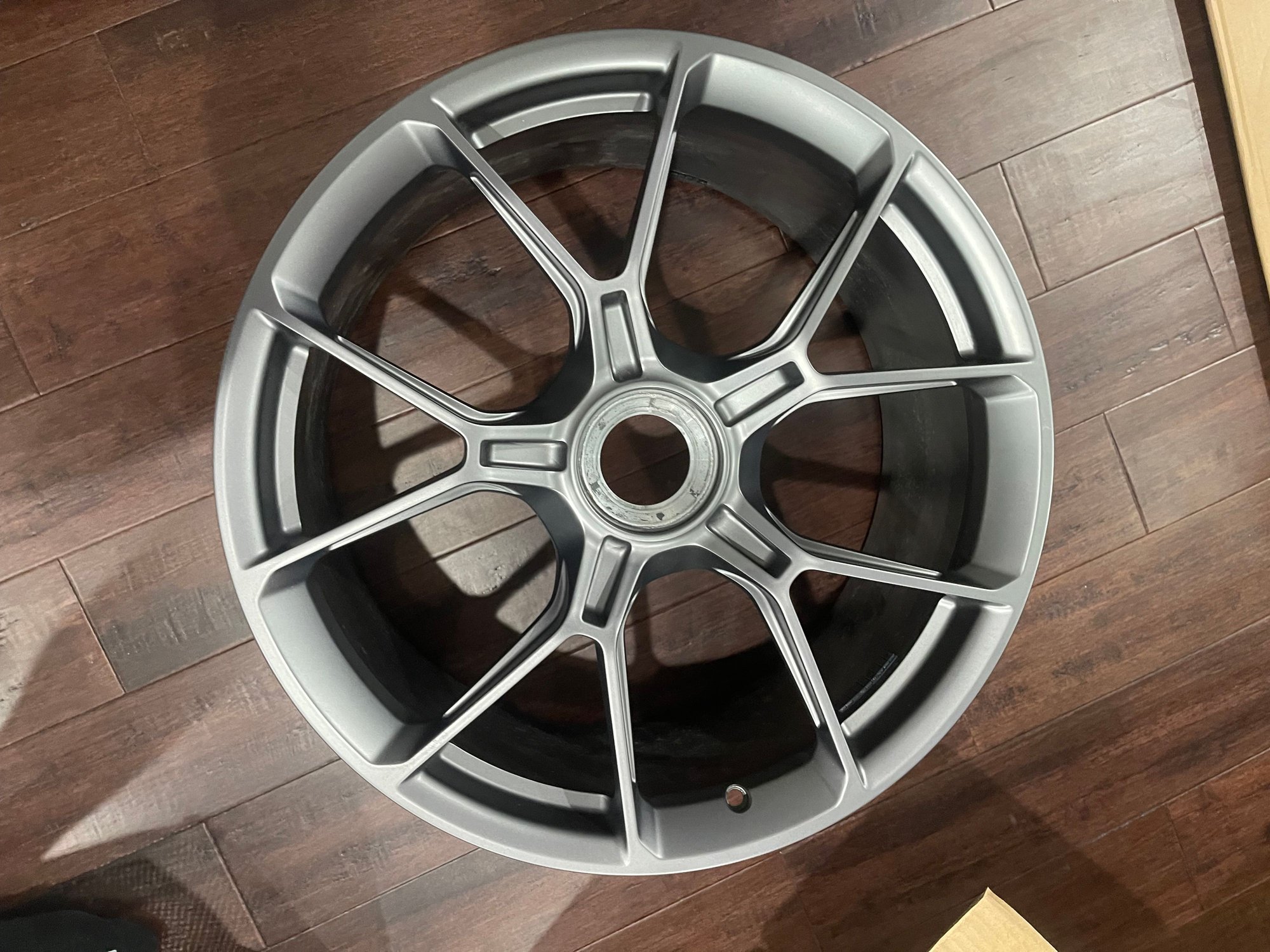 Wheels and Tires/Axles - (1) 992 GT3 Satin Silver Wheel 20" - Used - 2021 to 2024 Porsche GT3 - Moline, IL 61265, United States