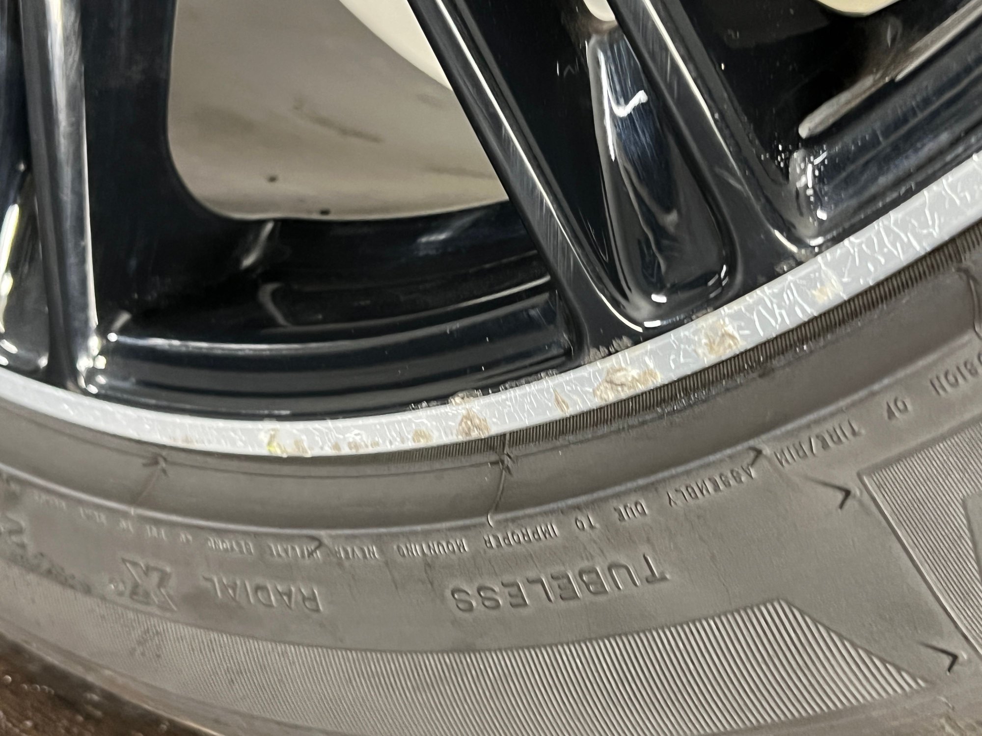 Wheels and Tires/Axles - 21" OEM PORSCHE CAYENNE SPORT EDITION SUMMER WHEEL SET NEW MICHELIN LATITUDE TIRES - Used - 2006 to 2019 Porsche Cayenne - Concord, CA 94520, United States