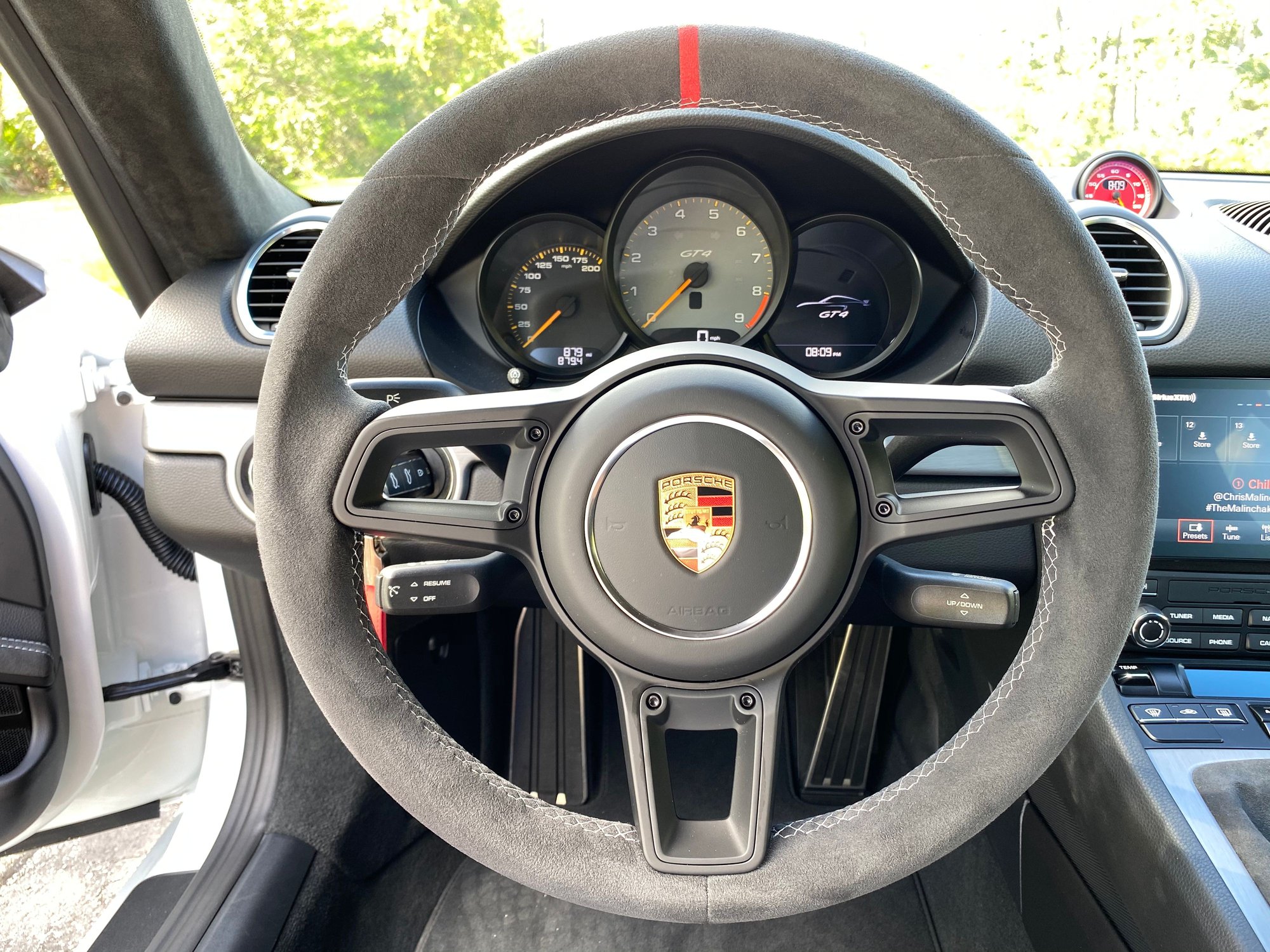 2020 Porsche 718 Cayman - **2020 718 GT4 800miles (Florida Owned) - Used - VIN WP0ACAA83LK289329 - 879 Miles - Manual - Coupe - White - Winter Springs, FL 32708, United States