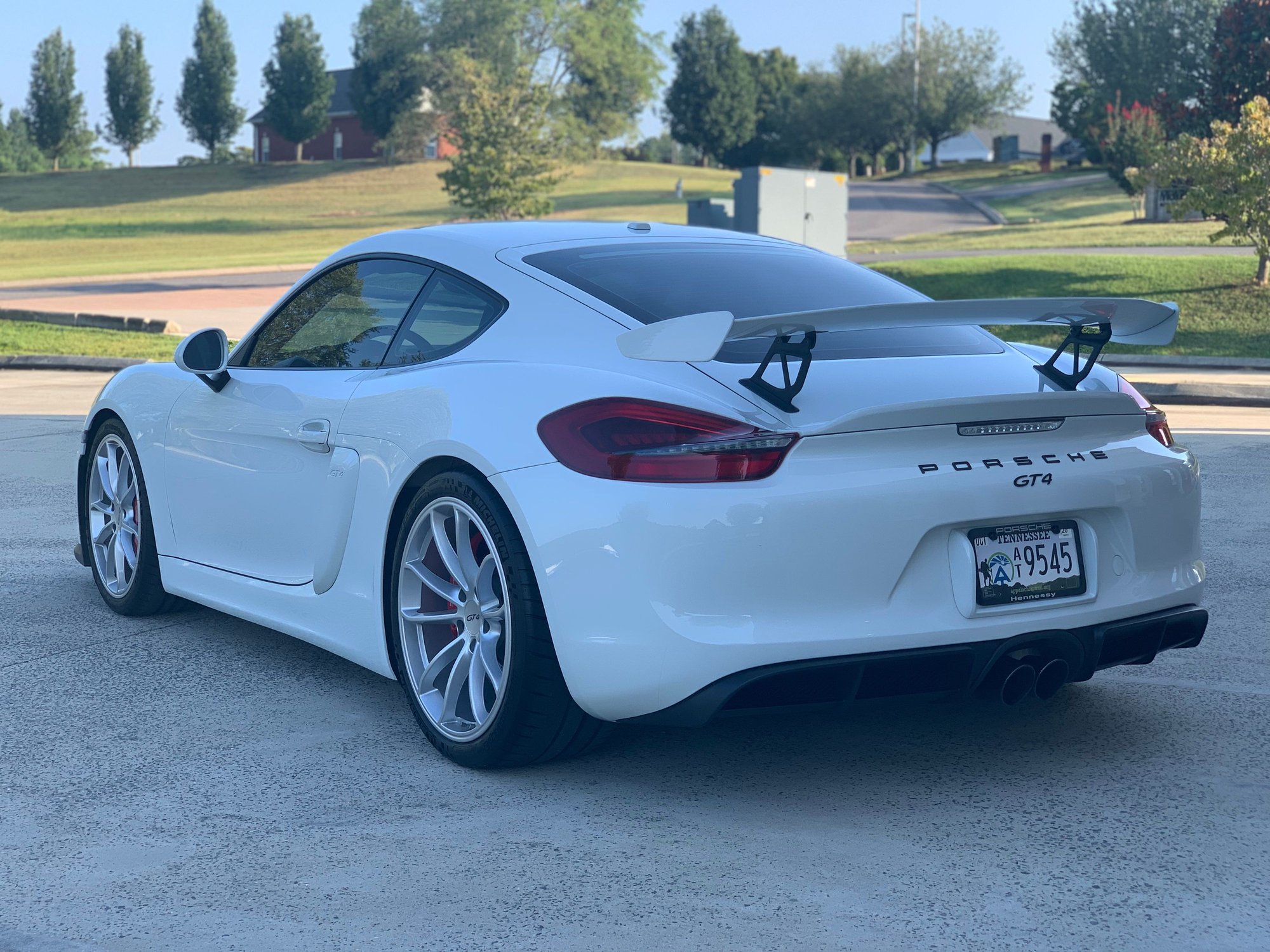2016 Porsche Cayman GT4 - Certified Porsche GT4 - Used - VIN WP0AC2A8XGK191680 - 6 cyl - 2WD - Manual - Coupe - White - Cleveland, TN 37312, United States