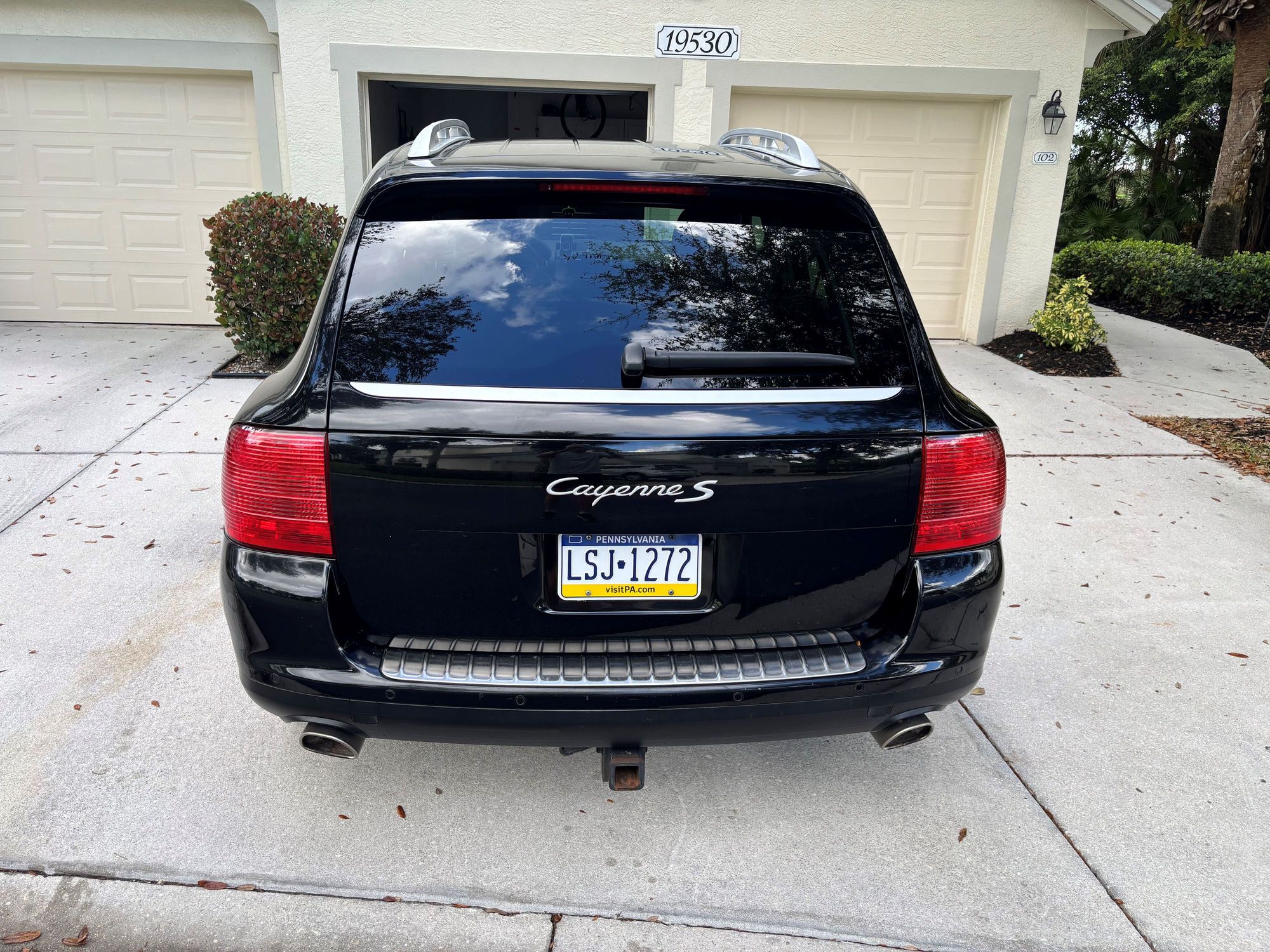 2006 Porsche Cayenne - for sale 2006 cayenne S well maintained with all hardcopy maint records, estero flori - Used - VIN WP1AB29P96LA61217 - 129,300 Miles - 8 cyl - 4WD - Automatic - SUV - Black - Estero, FL 33928, United States