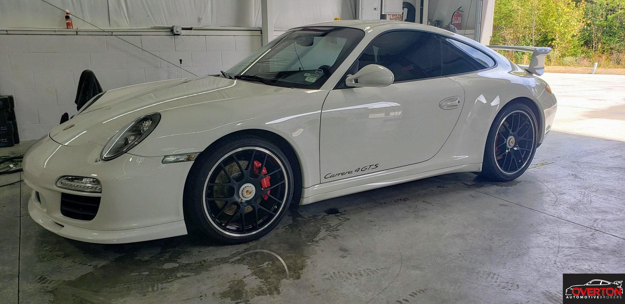 2012 Porsche 911 - 2012 911 Carrera 4 GTS Aero Kit w/6 speed manual. Carrera White w/black interior. - Used - VIN WP0AB2A95CS720877 - 42,500 Miles - 6 cyl - 4WD - Manual - Coupe - White - Knoxville, TN 37922, United States