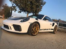 GT3 RS after rims powder coated to gold