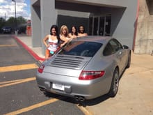 Porsches love to make new friends...