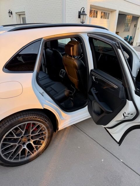 2018 Porsche Macan - 2018 Macan GTS for sale - very low miles - Used - VIN WP1AG2A51JLB65298 - 16,800 Miles - 6 cyl - AWD - Automatic - SUV - White - Cincinnati, OH 45039, United States