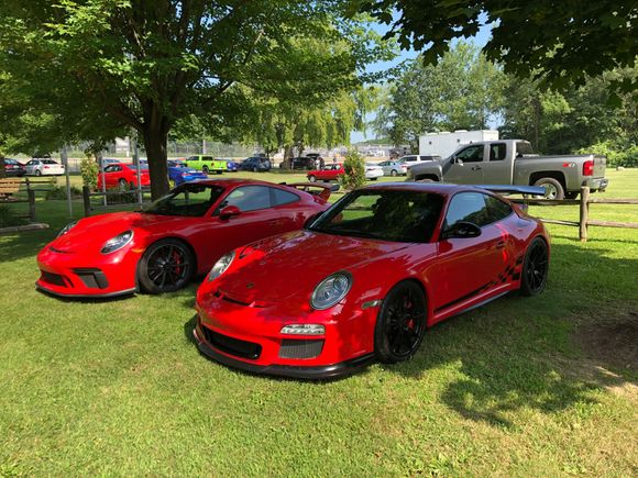 Sunday morning at the Road America IMSA weekend just after 5 lead and follow laps. What a track 🏁