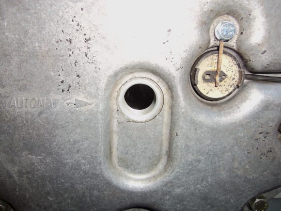 Fill plug hole. Note 'AUTOMAT' only cast in marking.
