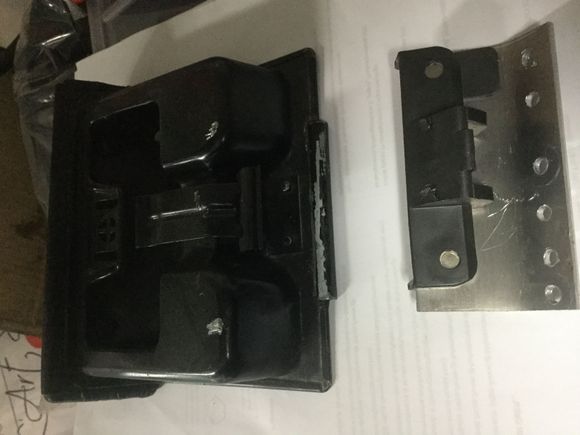 Ashtray seems standard - Ashtray to clip on seems ok but fastening via the Al plate to underside of dash doesnt work