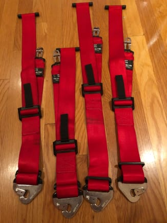 Schroth lap belts with standard snap on hardware 