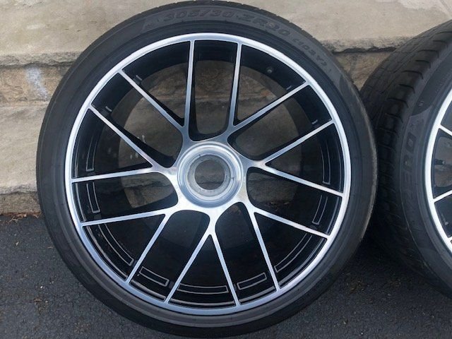 Wheels and Tires/Axles - 20" Porsche 991.2 Turbo Centerlock Wheels, Tires, TPMSFlawless - Used - 2018 Porsche 911 - Roslyn Heights, NY 11577, United States