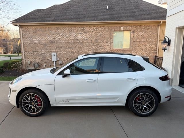 2018 Porsche Macan - 2018 Macan GTS for sale - very low miles - Used - VIN WP1AG2A51JLB65298 - 16,800 Miles - 6 cyl - AWD - Automatic - SUV - White - Cincinnati, OH 45039, United States