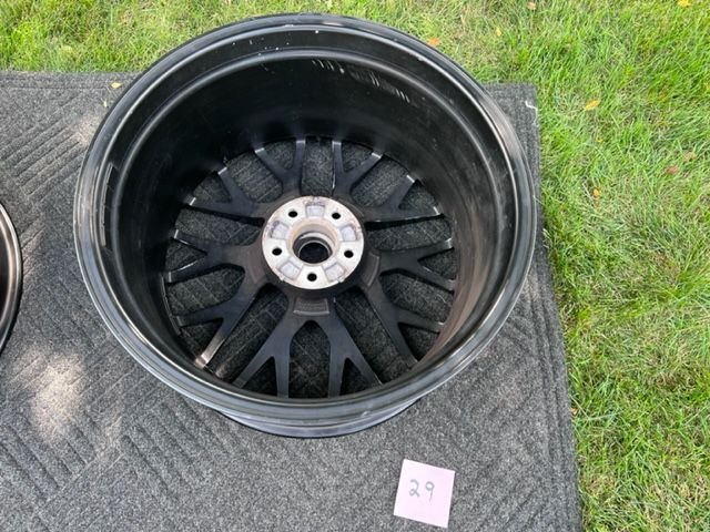 Wheels and Tires/Axles - OEM 20" Staggered RS Spyder Wheel Set from Macan GTS with TPMS in Satin Black - Used - 0  All Models - Chicago, IL 60622, United States