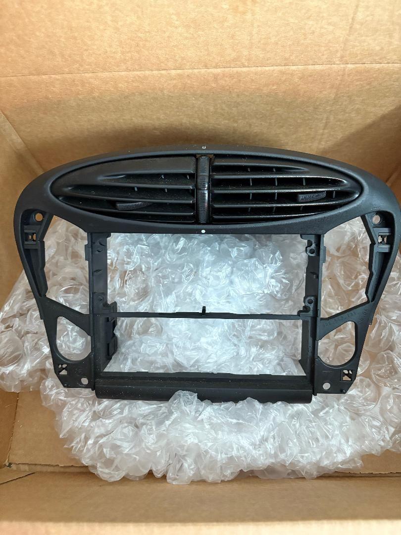 Audio Video/Electronics - Sadocom PCCM+ Clone Headunit from a 996 Turbo- in "like new" condition - Used - Ridgewood, NJ 7450, United States
