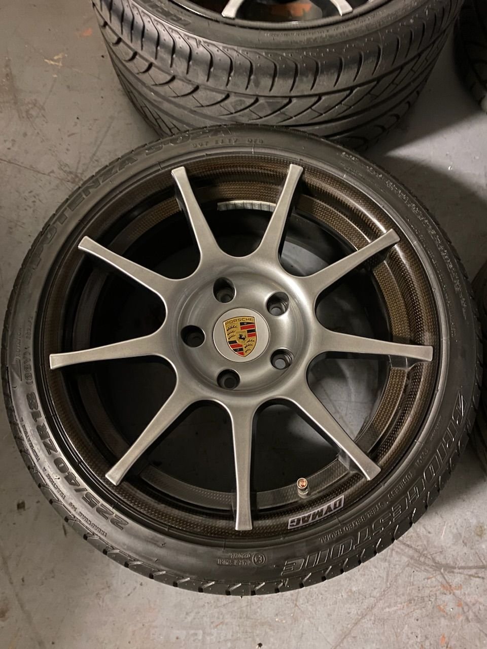 Dymag Carbon Fibre Wheel set with Bridgestone tires for Porsche 911/930