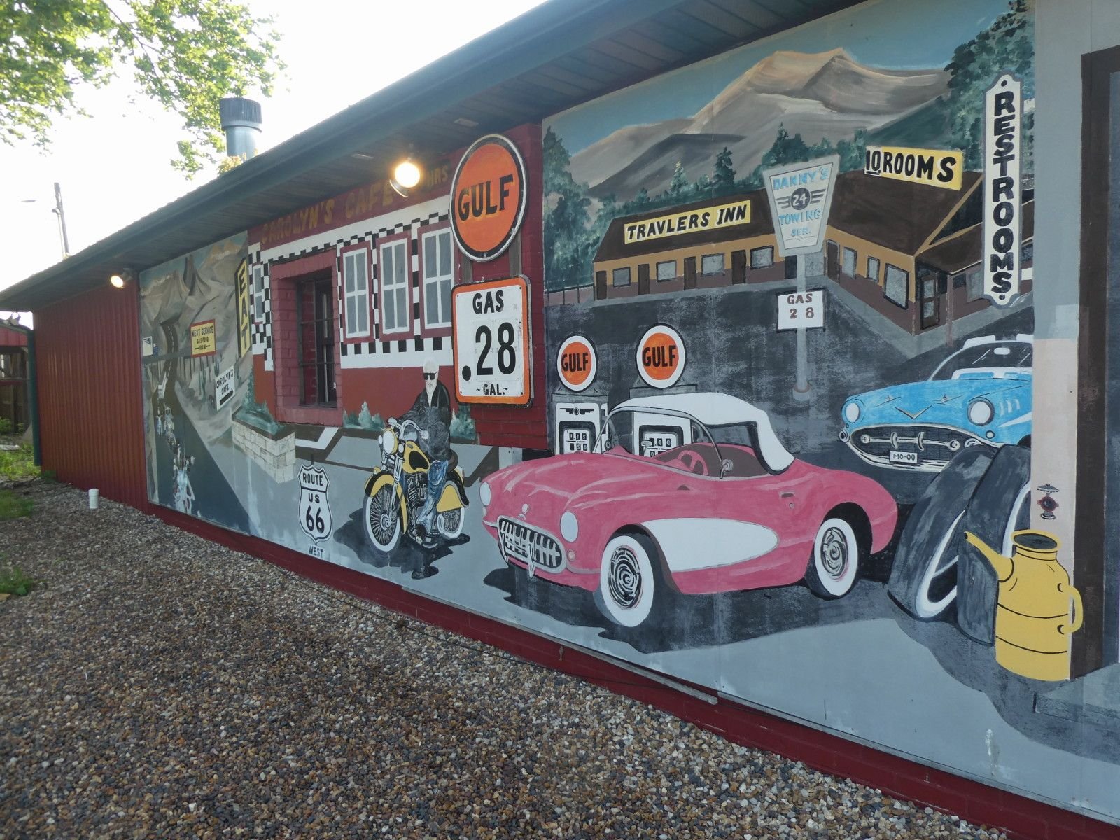 Mural in Cuba IL