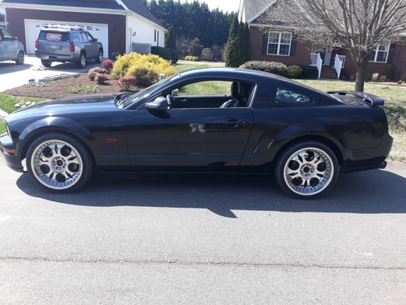This is my 06 gt I'm taking about