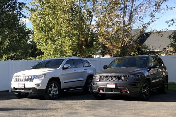 The wife's 2012 Overland and my 2017 Trailhawk.