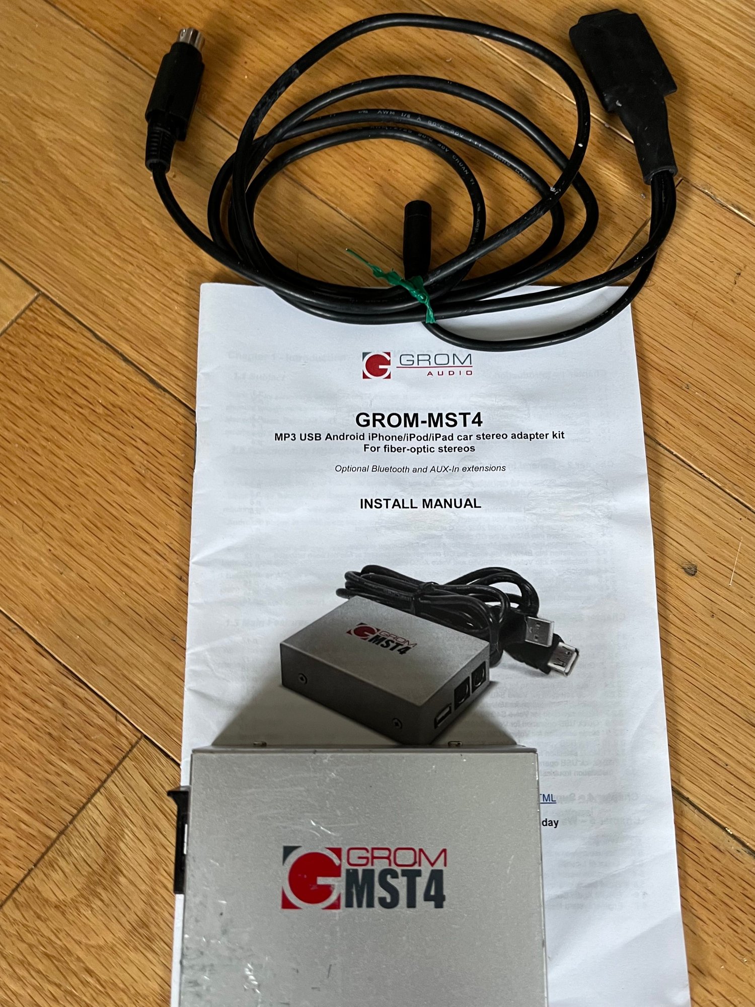 Audio Video/Electronics - GROM  MST 4 with Bluetooth. 2004 Volvo $150 - Used - All Years  All Models - Harrisonburg, VA 22801, United States