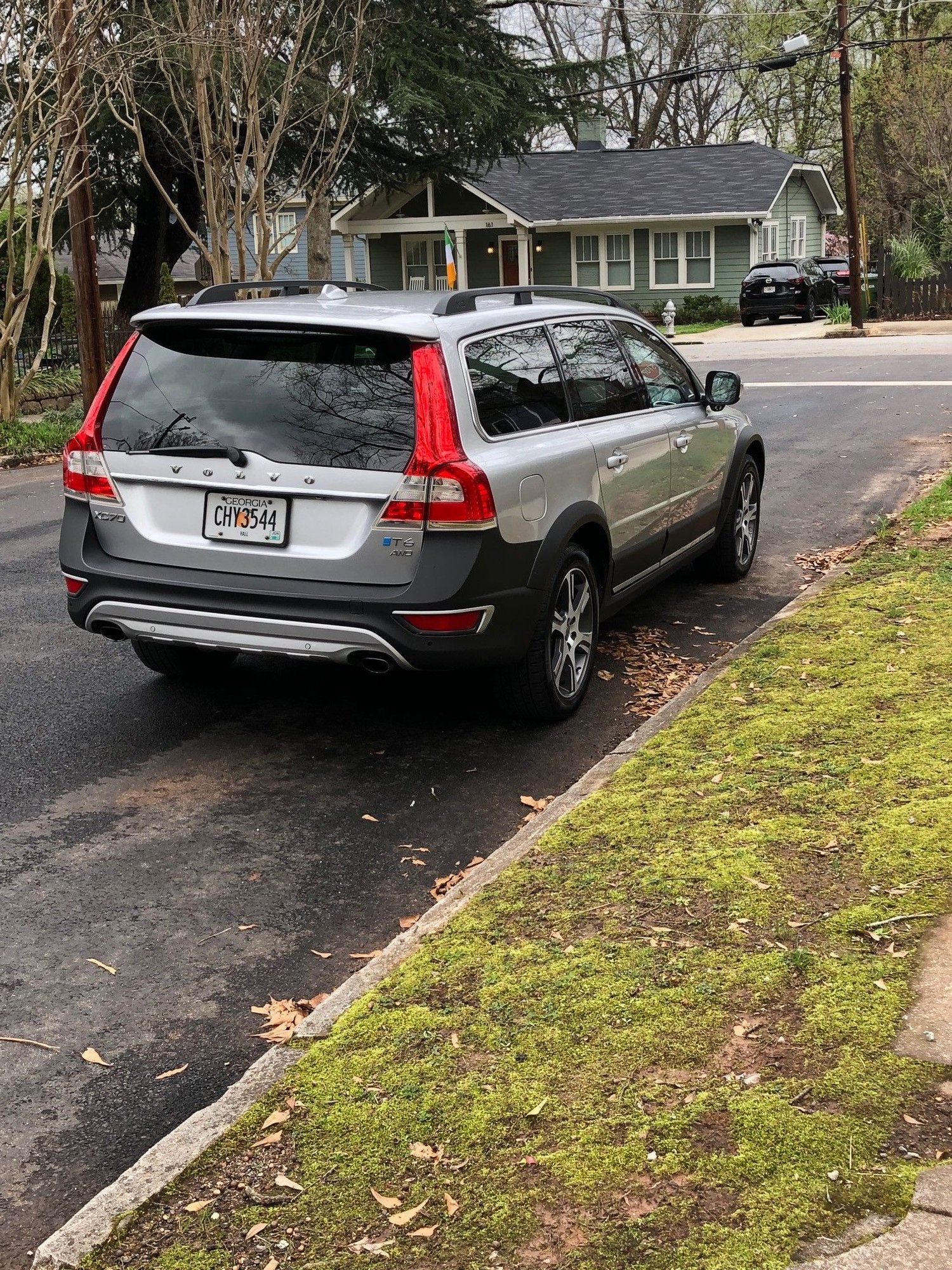 2015 Volvo XC70 - 2015 Xc70 T6 Platinum - Used - VIN yv4902nd6f1198260 - 75,000 Miles - 6 cyl - AWD - Automatic - Wagon - Silver - Decatur, GA 30033, United States