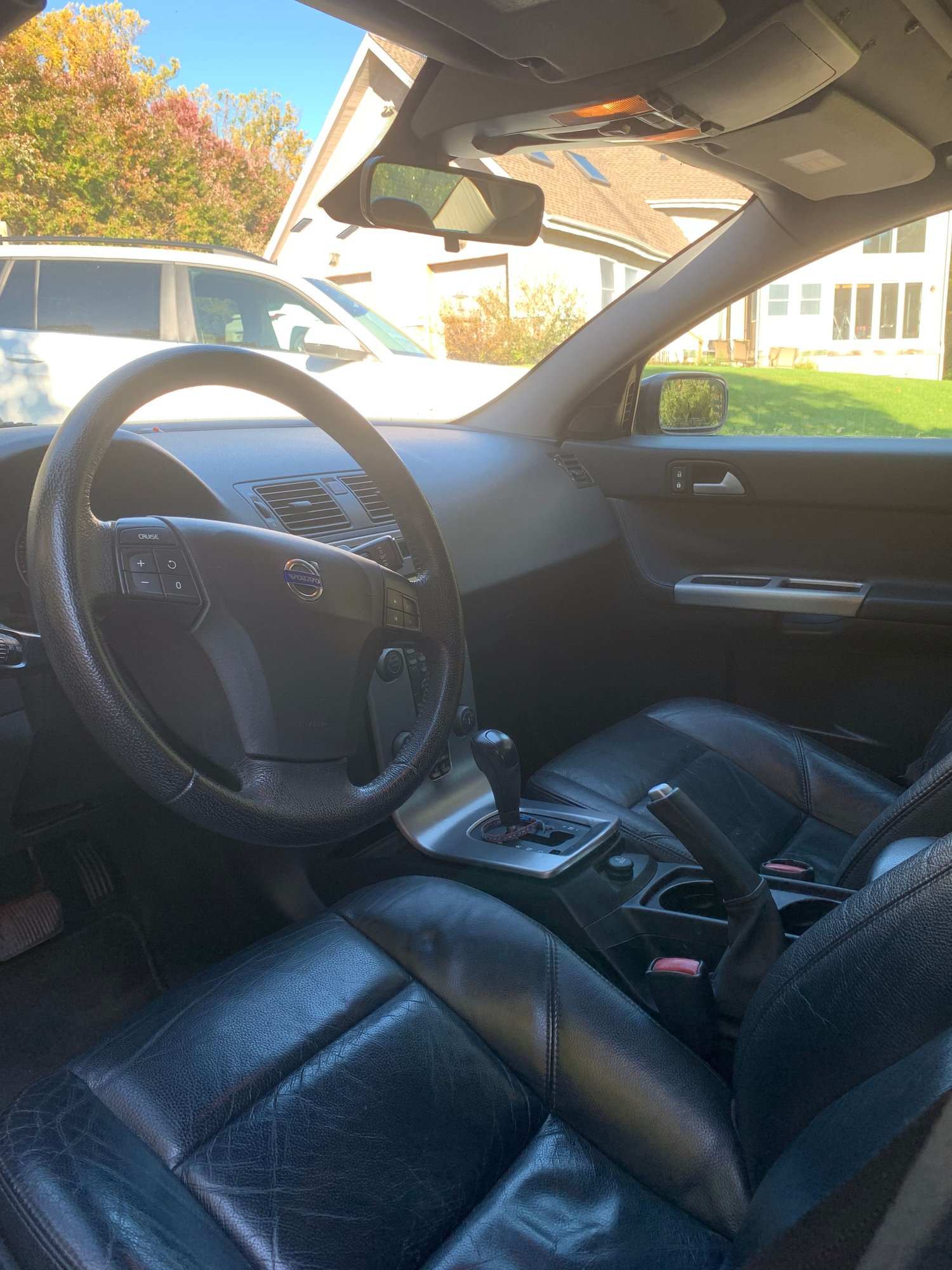 2005 Volvo S40 - Fs - 2005 s40 t5 awd - Used - VIN YV1MH682152117241 - 120,600 Miles - 5 cyl - AWD - Automatic - Sedan - Black - Buckingham, PA 18902, United States