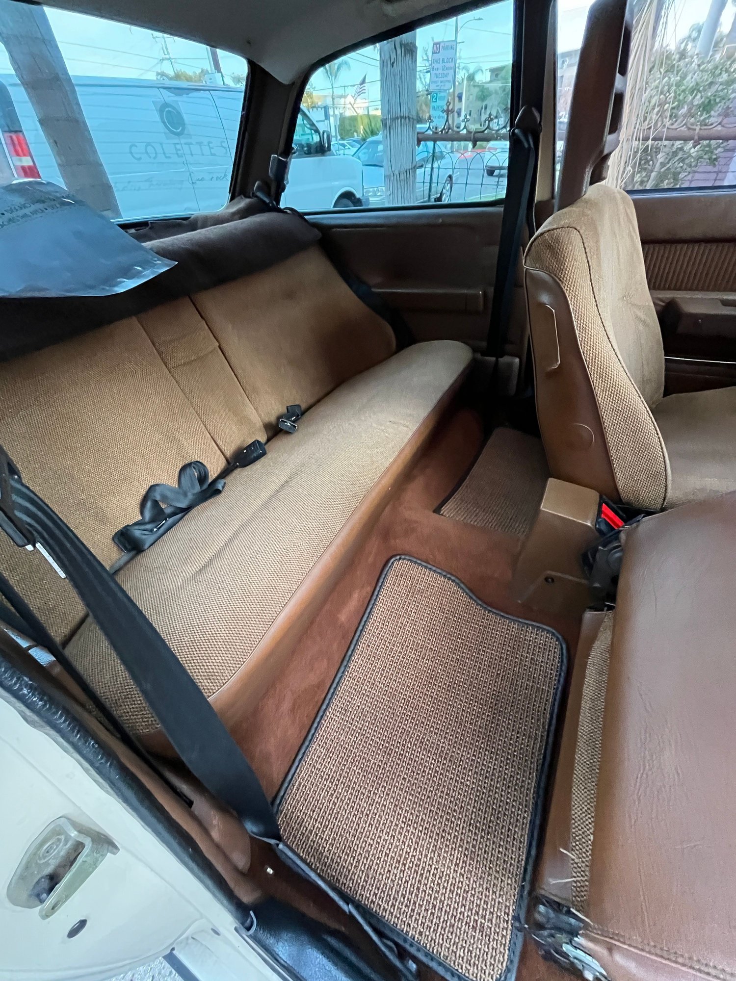 1983 Volvo 242 - Beige and Brown Volvo 242 DL. - Used - VIN YV1AX8828D2235383 - 217,345 Miles - 4 cyl - 2WD - Manual - Coupe - Beige - Santa Ana, CA 92701, United States