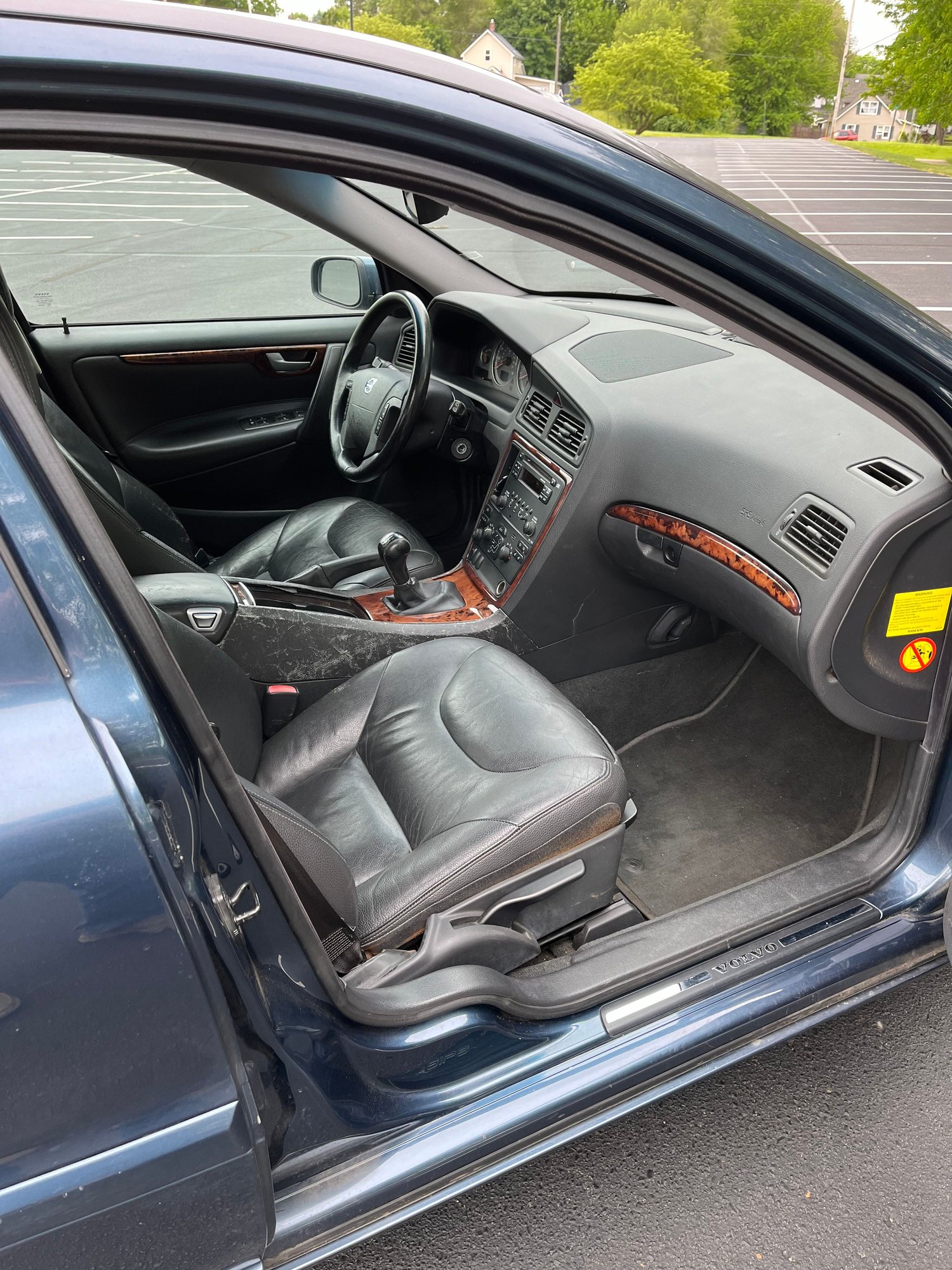 2005 Volvo V70 - Rare 2.4 5 Speed Manual! No accidents, highway miles - Used - VIN YV1SW612052488561 - 218,131 Miles - 5 cyl - 2WD - Manual - Wagon - Blue - Greenville, SC 29601, United States