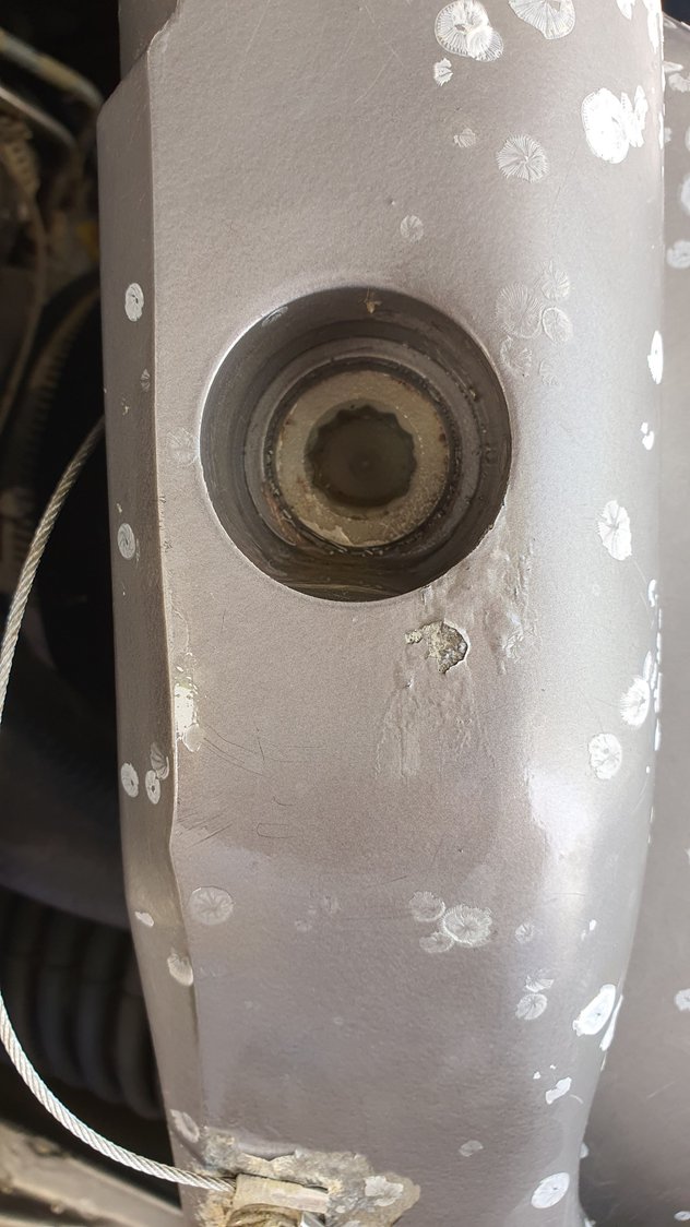 Volvo Penta Screw 3852316 and Hinge Pin Tool Volvo Forums Volvo