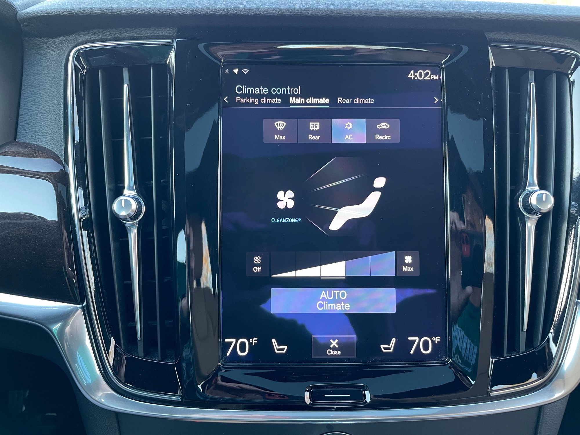 2017 Volvo S90 - 2017 Blue S90 T6 Momentum - Used - VIN YV1A22MKXH1005941 - 120,000 Miles - 4 cyl - AWD - Automatic - Sedan - Blue - Sparta, NJ 07871, United States