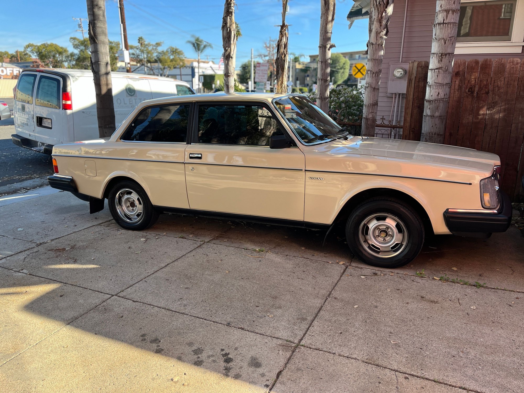 1983 Volvo 242 - Beige and Brown Volvo 242 DL. - Used - VIN YV1AX8828D2235383 - 217,345 Miles - 4 cyl - 2WD - Manual - Coupe - Beige - Santa Ana, CA 92701, United States