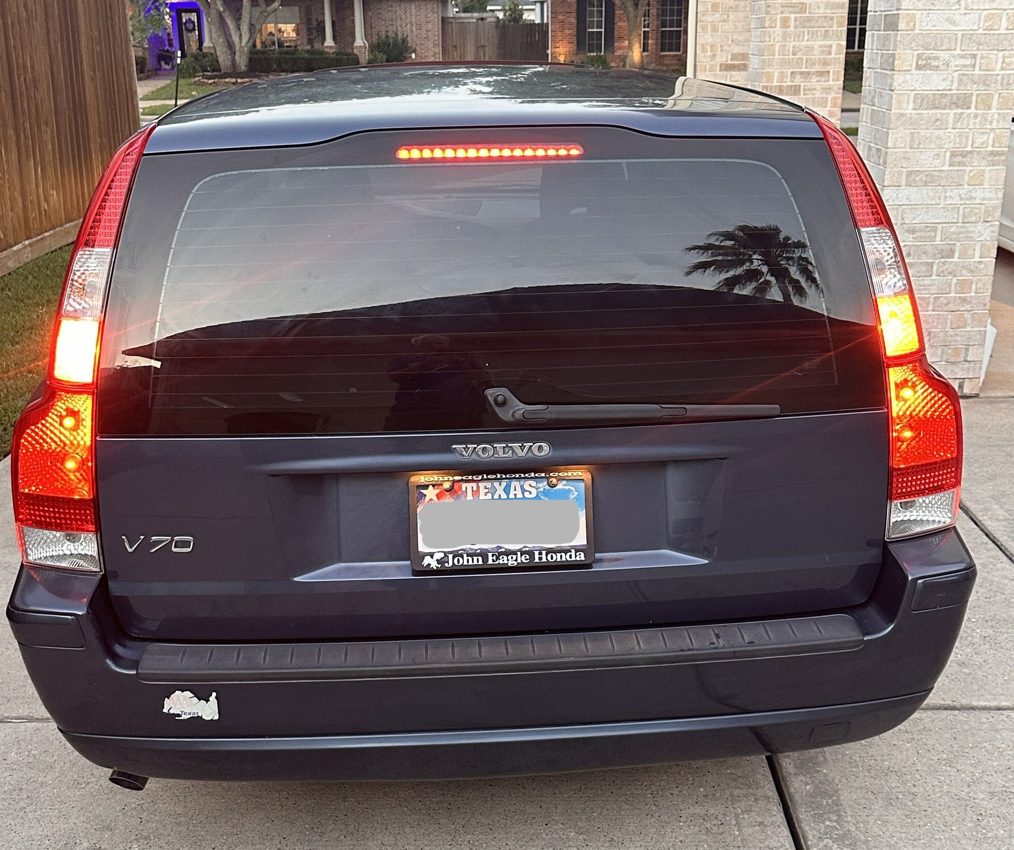 2007 Volvo V70 - 2007 Volvo V70 (P2) | 210k Mi | No Accidents | Full Service History | Texas Car - Used - VIN YV1SW612972635740 - 210,400 Miles - 5 cyl - 2WD - Automatic - Wagon - Blue - Cypress, TX 77429, United States