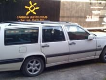 1995 850 Wagon
all parts available for sale
email me at caribbeancustomcycles@yahoo.com