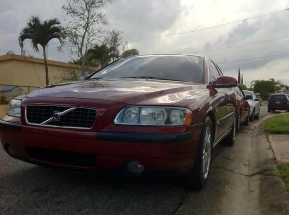 2005 S60 headlights on my 02' T5.