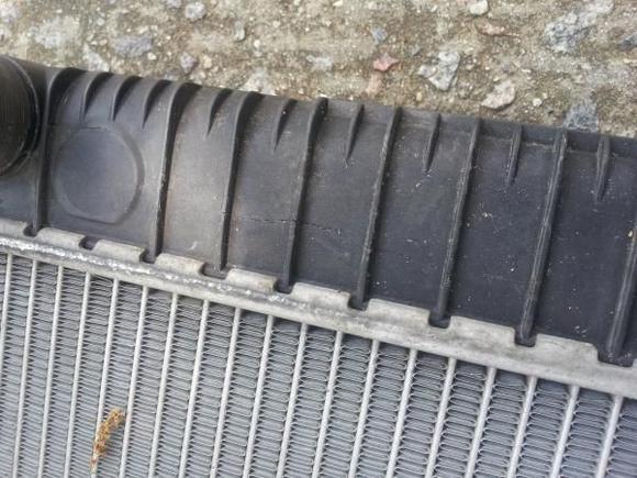 Crack in the old radiator.