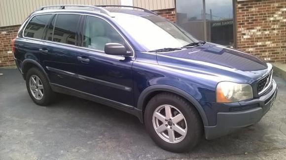 2004 XC90