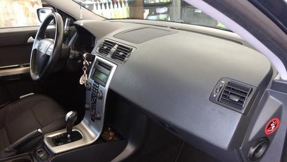 Dashboard in excellent condition