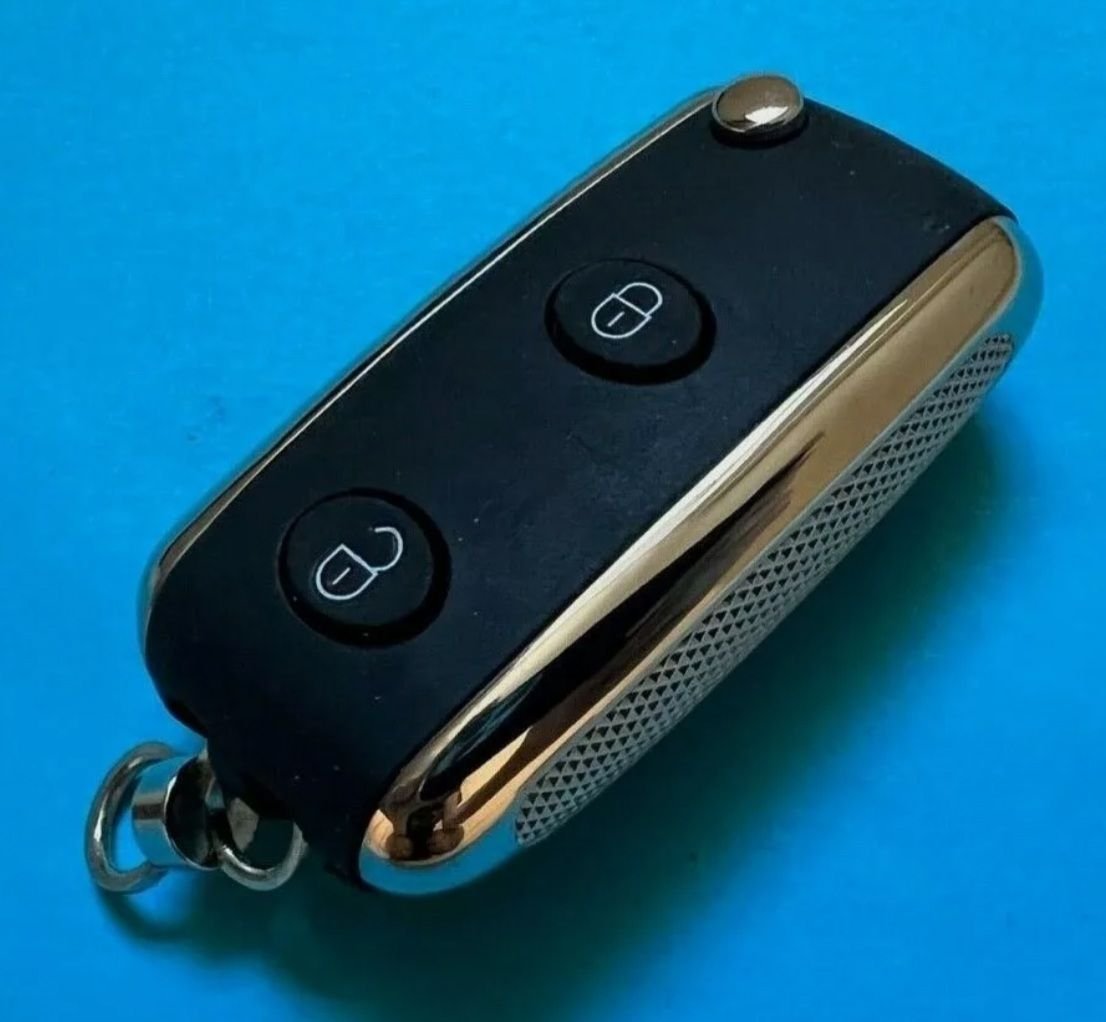 Original key FOB vs. Asian replica - 6SpeedOnline - Porsche Forum