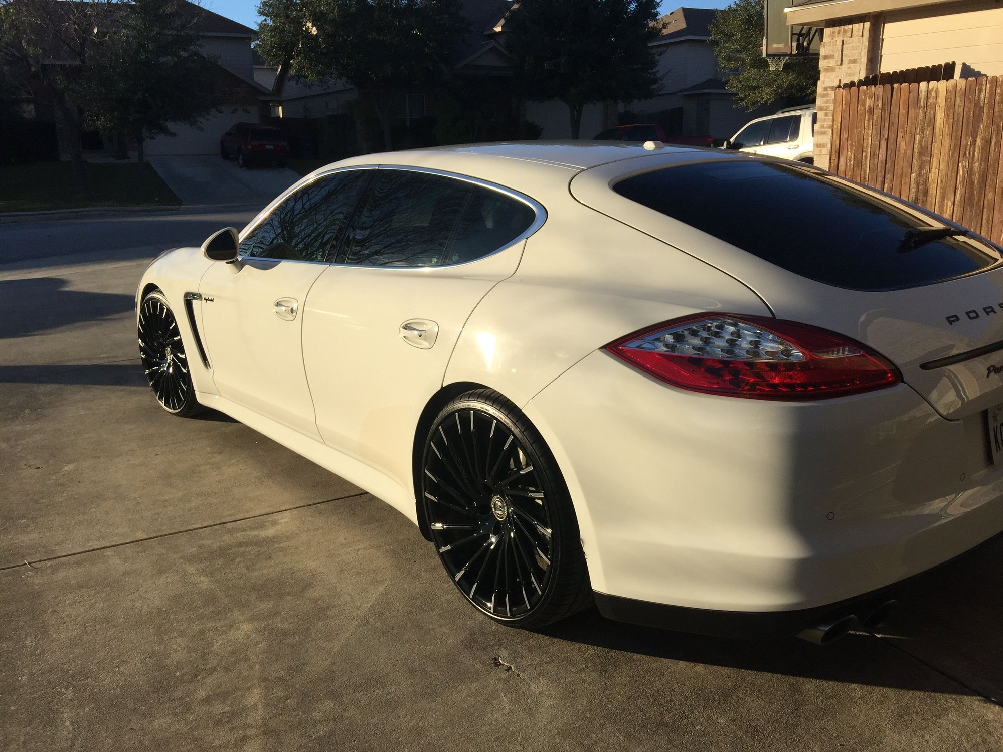 Wheels and tires for Panamera Porsche Forum and Luxury