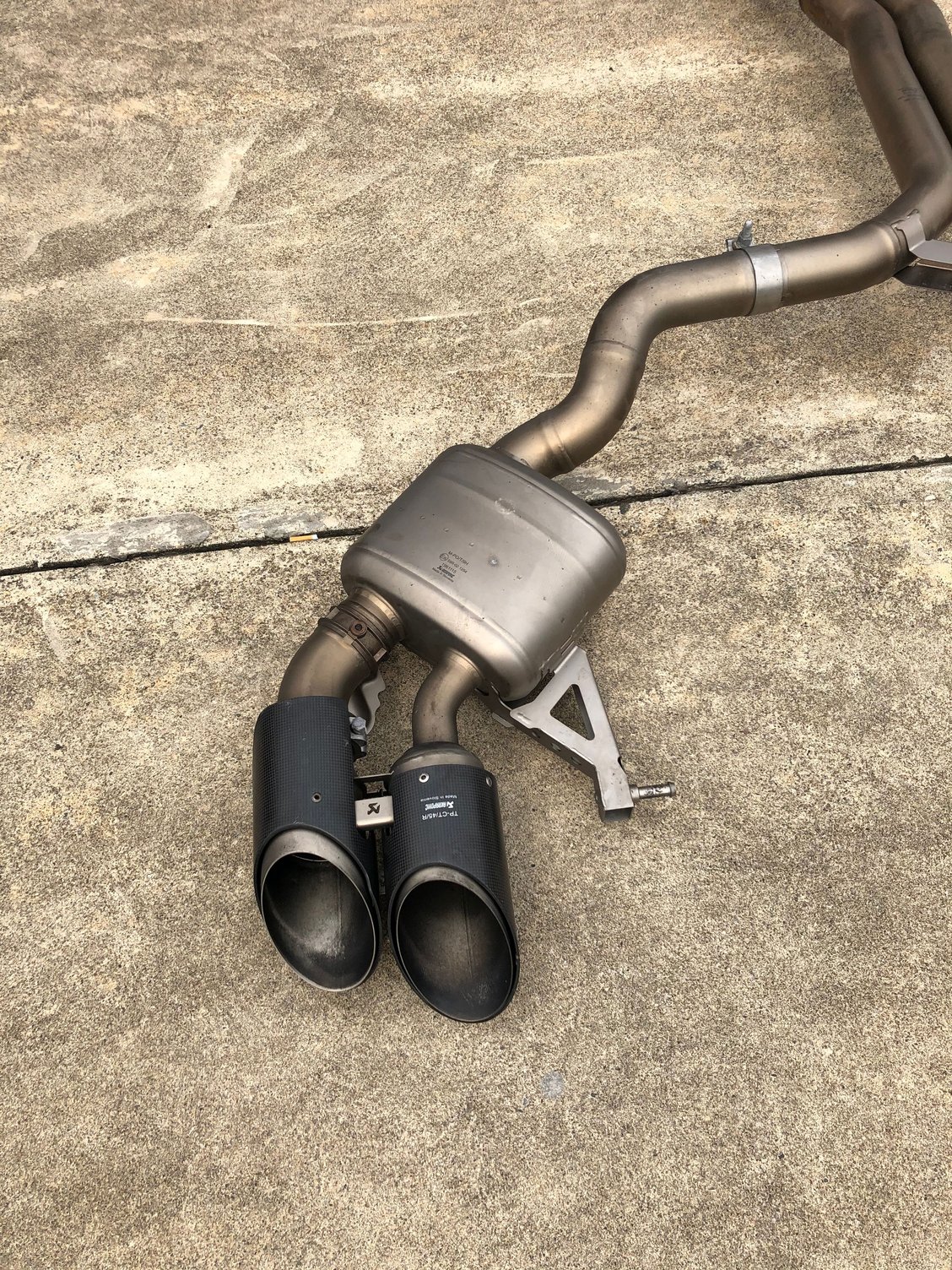 Porsche Macan Full Akrapovic Exhaust - 6SpeedOnline - Porsche Forum and