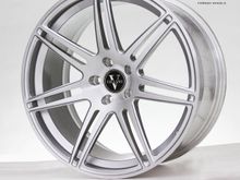 ASTON MARTIN with VELLANO VM10 MONOBLOCK FORGED CONCAVE
