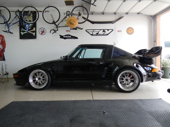 this was the 930 we just sold had it for12 years  wife said i would never sell it     sold it  in 2hours  matching hummer and trailer gone..........