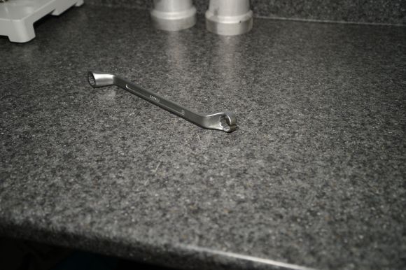 Here is what the tool should look like to remove the sensor