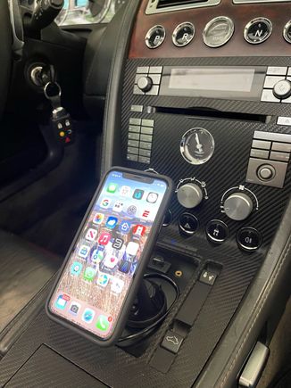 iPhone attached to Scosche Magic Mount in DB9