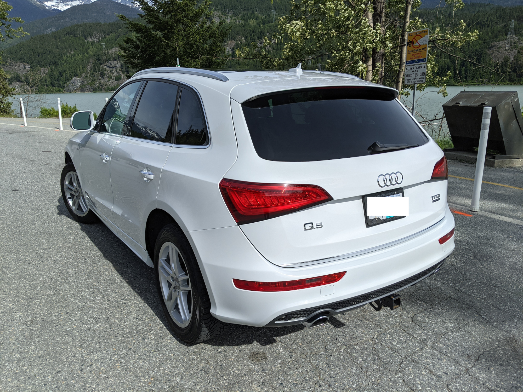 2015 Audi Q5 - Audi Q5 2015 White - SLine, BC, Canada - Used - VIN WA1MFCFP3FA128249 - 73,000 Miles - 4 cyl - AWD - Automatic - SUV - White - Vancouver, BC V0N1B1, Canada