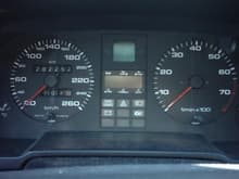 Instrument Cluster, can you see the mileage?