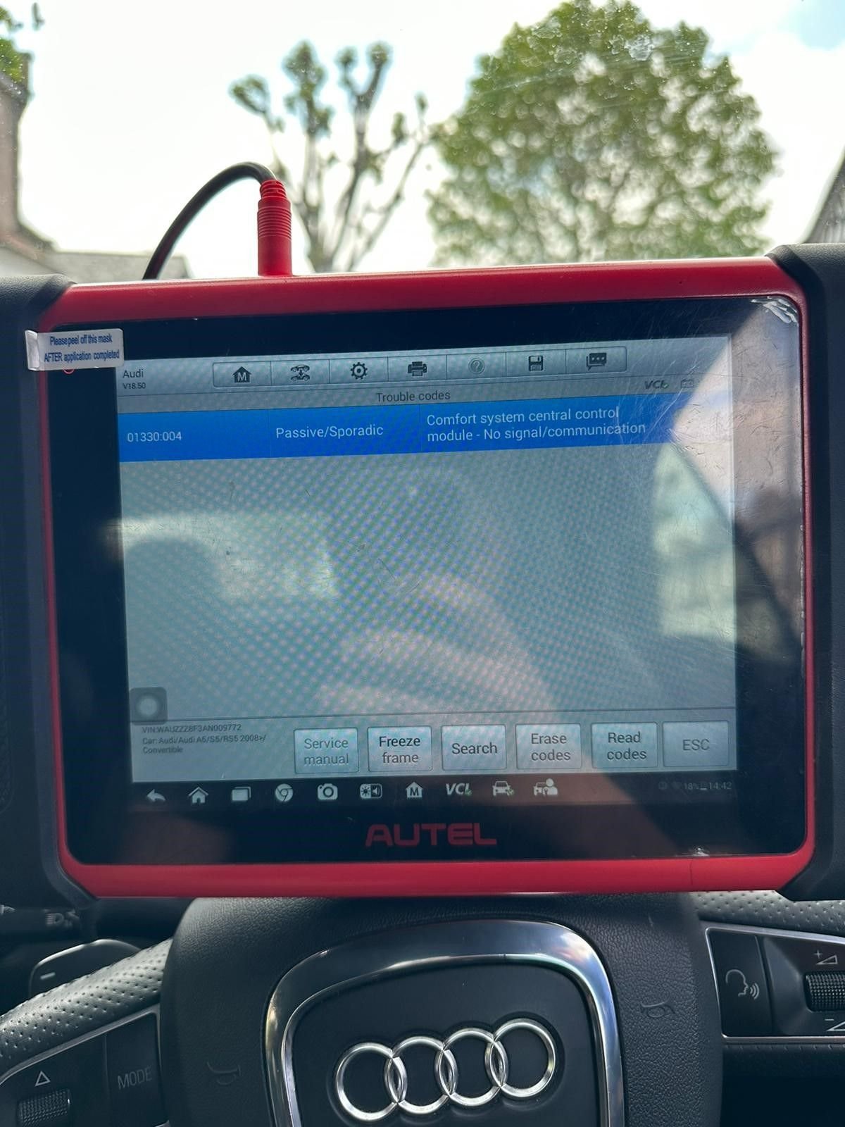 Audi A5 Convertible, car won't start and rear parking brake locked and